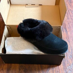 Sorel Black Suede Fur Slippers